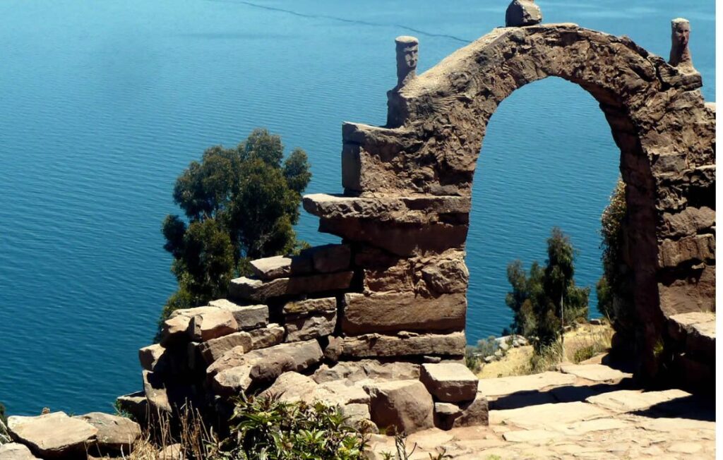 10 Mejores Lugares Turísticos de Puno – Que Ver y Hacer en Puno