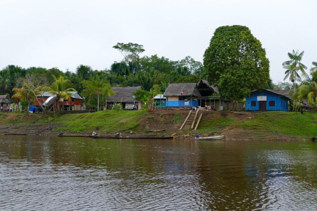 Comunidades Indígenas en el Amazonas