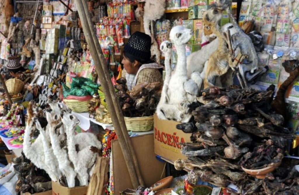 ¿Qué es el Mercado Esotérico en Chiclayo, Perú?